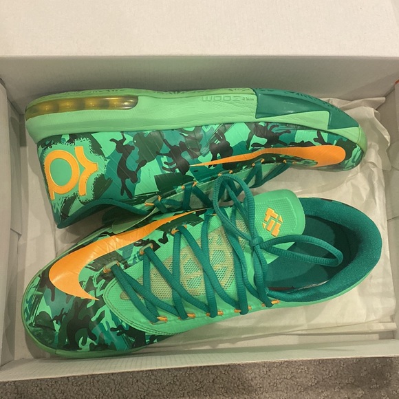 KD 6 Easter Nike Basketball Shoes - Picture 2 of 3